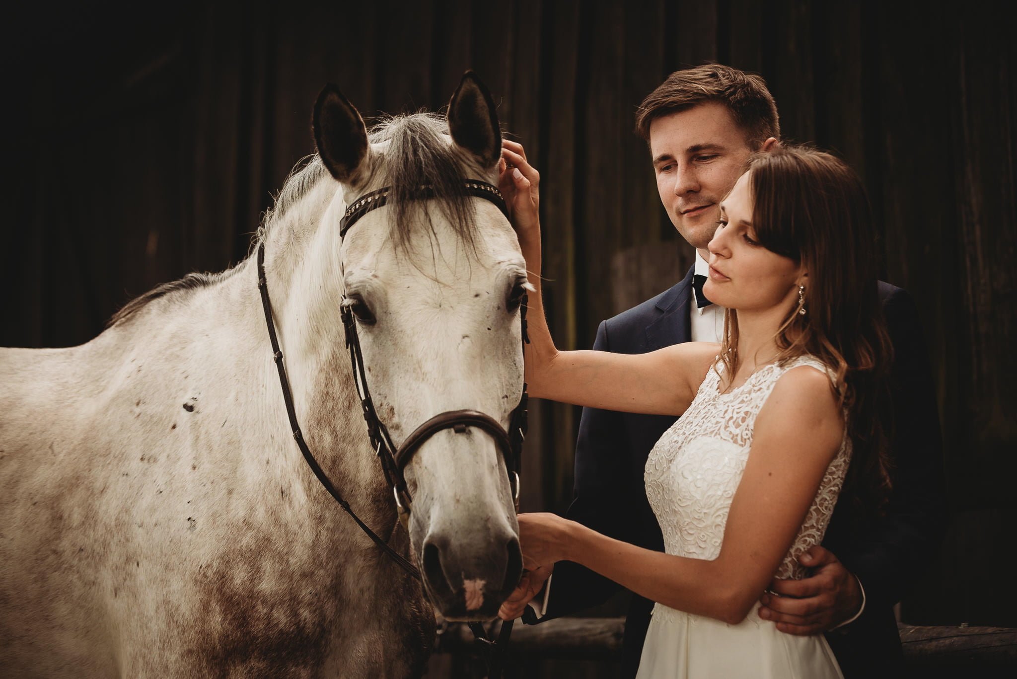 Monika i Michał, wesele w Paryżu i sesja plenerowa w stadninie koni w Czołowie 366